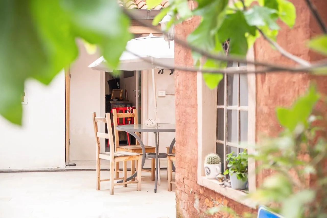 Apartment Ca' De La Gondola, Murano Venice